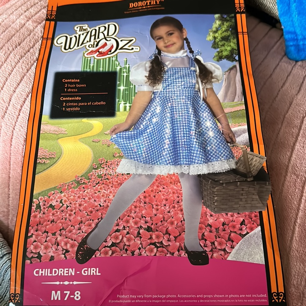 The Wizard of OZ Dorothy Dress size 7/8 out of package dress only - Picture 2 of 2